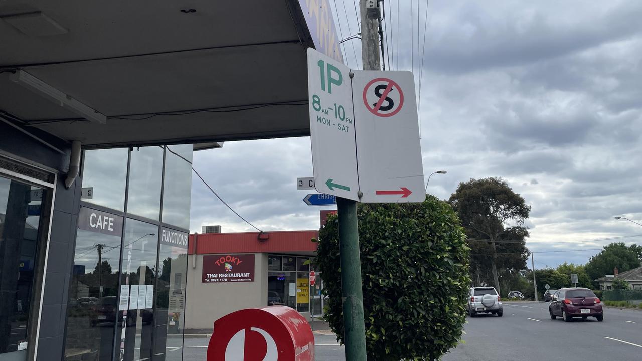 Push for Canterbury Road Blackburn South parking changes | Herald Sun