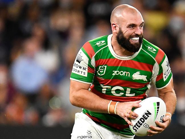 TOWNSVILLE, AUSTRALIA - SEPTEMBER 11:  Mark Nicholls of the Rabbitohs runs the ball during the NRL Qualifying Final match between Penrith Panthers and South Sydney Rabbitohs at QCB Stadium, on September 11, 2021, in Townsville, Australia. (Photo by Ian Hitchcock/Getty Images)