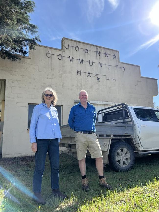 Limestone Coast Sustainable Futures Association committee member and local farmer, Dee Nolan with chairman and local farmer Todd Woodard. Picture: Supplied