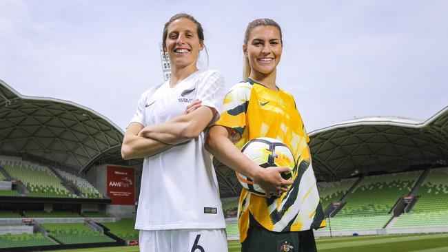 MELBOURNE, AUSTRALIA - DECEMBER 13:  Stephanie Catley of Australia and Rebekah Stott of New Zealand pose for photos during the announcement of Australia & New Zealand's Joint Bid to host the FIFA Women's 2023 World Cup, at AAMI Park on December 13, 2019 in Melbourne, Australia. (Photo by Wayne Taylor/Getty Images)