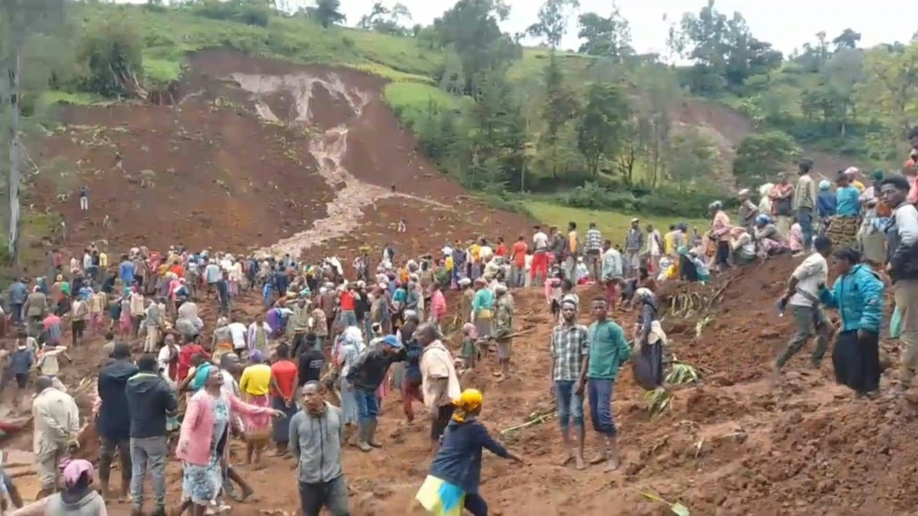 Tearful Locals Search In Mud For Ethiopia Landslide Victims Daily