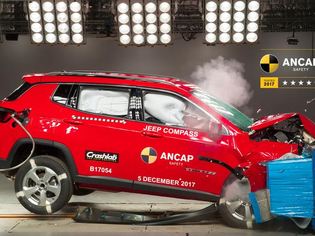 2017 Jeep Compass ANCAP frontal offset crash test