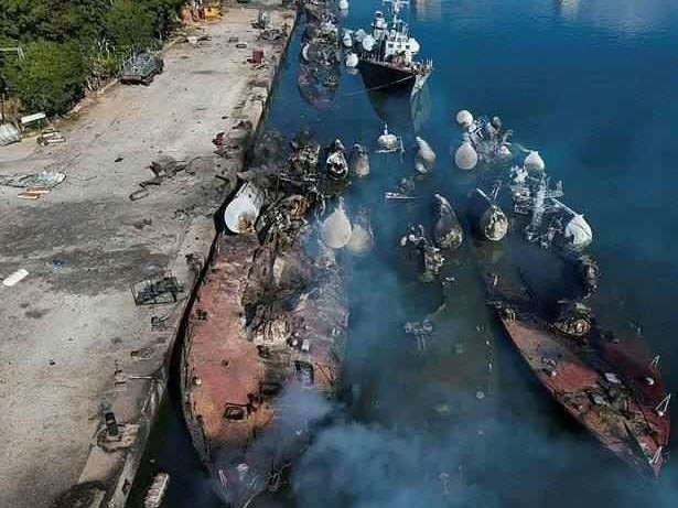 Destroyed Syrian ships after the IDF strikes. Picture: X.