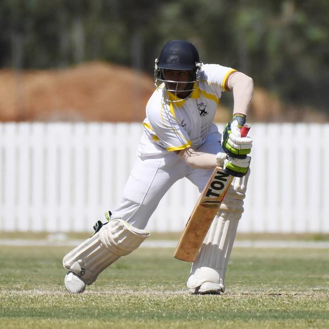 Cricket: The Glens' Waqar Yunus.