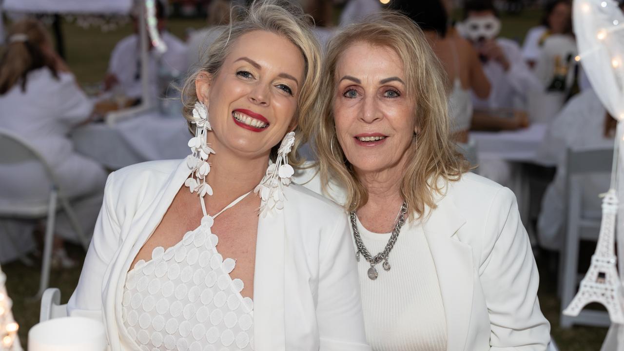 Angela Hutchison and Trish Owen. The Pulse for DÃ&#131;Â®ner en Blanc Gold Coast at Broadbeach Park on April 22, 2023. Picture: Celeste Humphrey