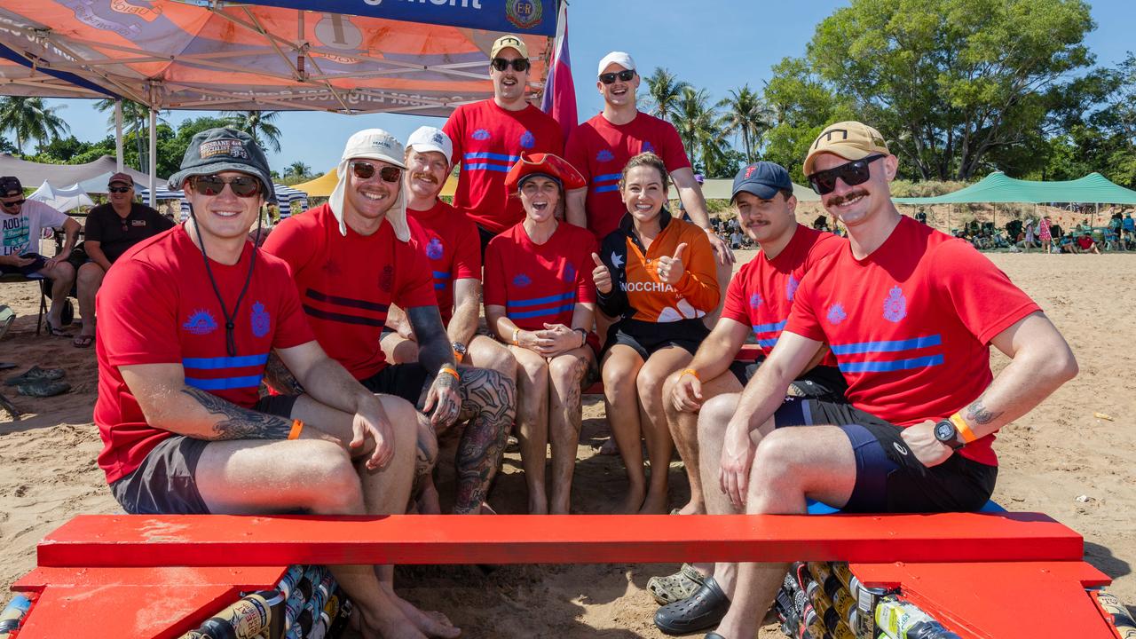 Sergeant Vittoria Vitiello from 1st Combat Engineer Regiment TEAM wiith Chief Minister Lia Finocchiaro with at the Darwin Beer Can Regatta at Mindil Beach, 2025. Picture: Pema Tamang Pakhrin