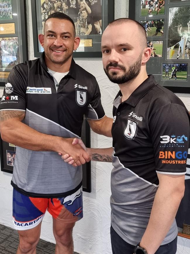 The club has signed former captain-coach Michael Lett for the 2022 season.