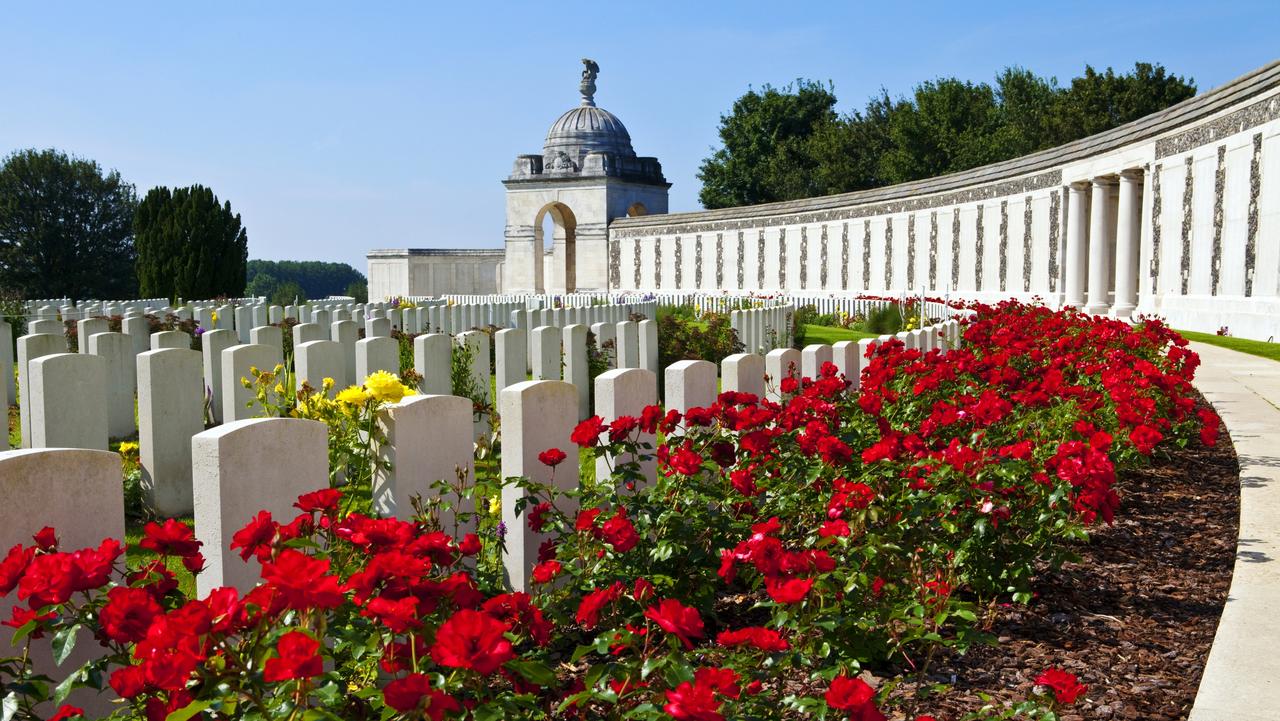 tour of flanders field