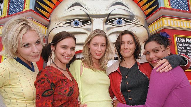 The Secret Life of Us stars Abi Tucker, Tasma Walton, Sibylla Budd, Claudia Karvan, and Deborah Mailman in 2000.