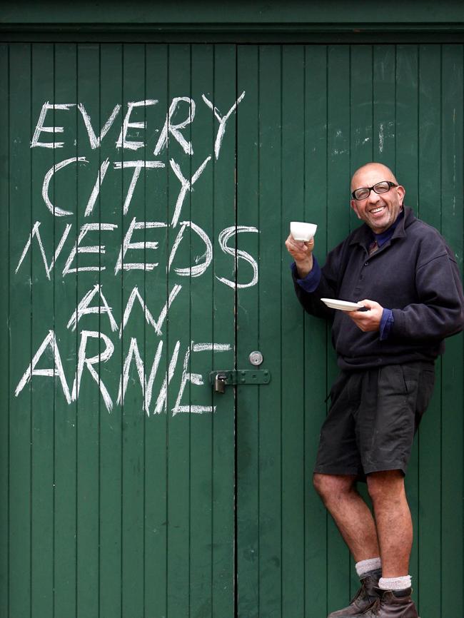 Arnie Rossis with his campaign slogan at his kiosk.