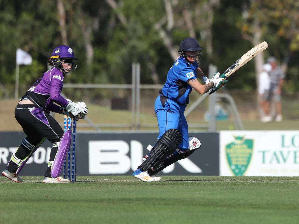 Waratah player Megan White playing in the Strike League. Picture: NT Cricket.