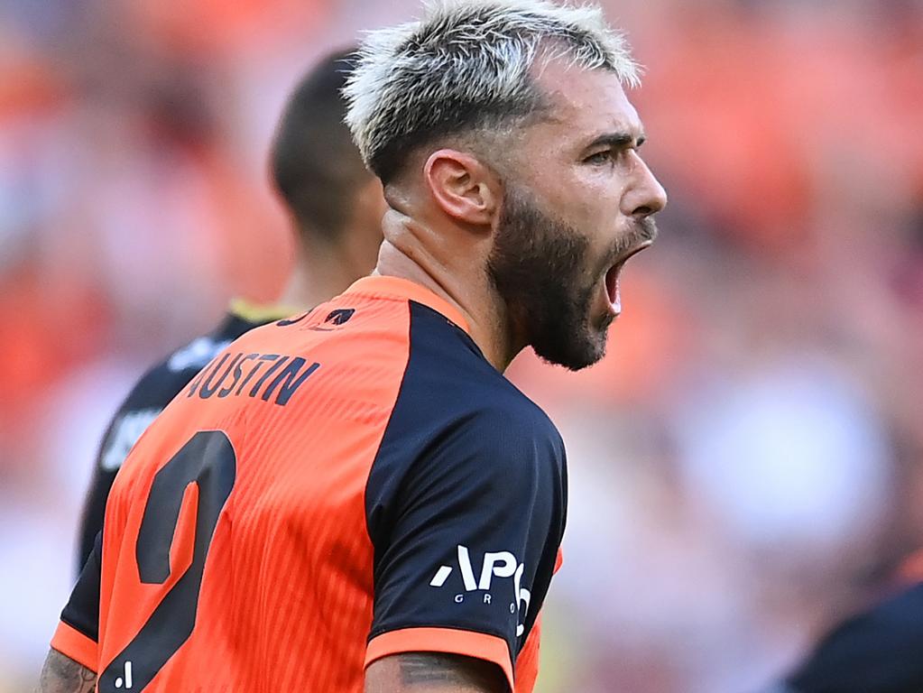 Charlie Austin is returning to England. Picture: Albert Perez / Getty Images