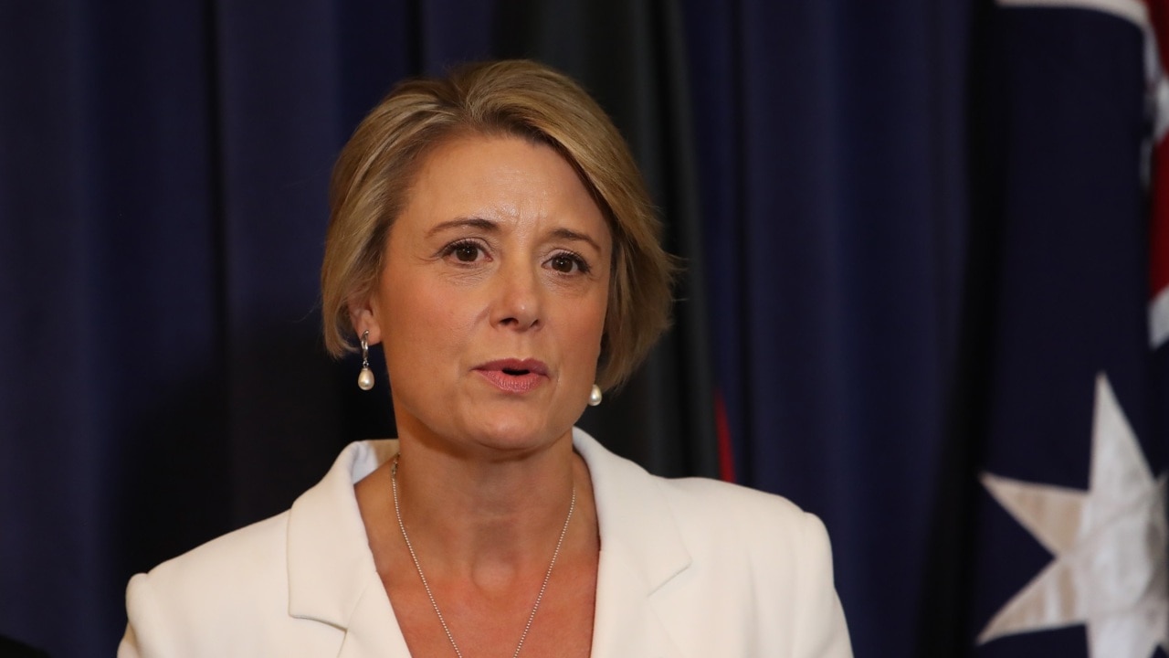 Keneally backtracks on boat turnback comments