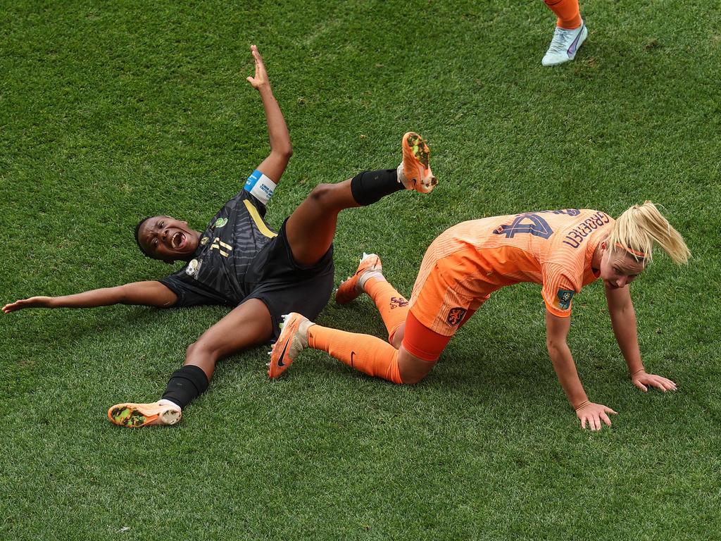 Thembi Kgatlana shouts for a foul after a challenge from Jackie Groenen of Netherlands. Picture: Charlotte Wilson/Offside via Getty Images