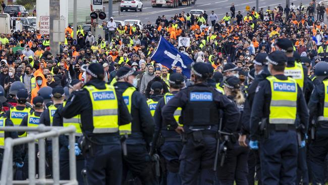 Mandatory vaccination for the construction industry sparks a massive protest in Melbourne. Picture: David Geraghty