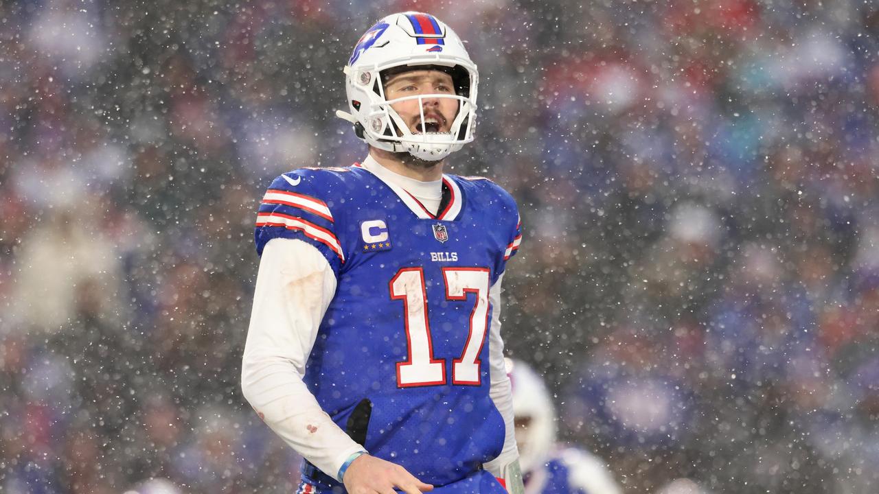 2023 NFL playoffs: Scrum involving Josh Allen breaks out between