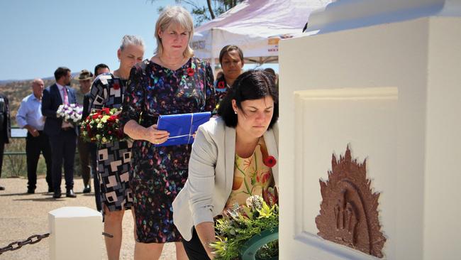 Remembrance Day 2022 commemorations at the Alice Springs cenotaph on Anzac Hill. Chief Minister Natasha Fyles lays a wreath. Picture: Jason Walls