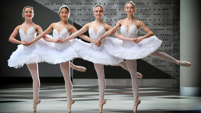 Moscow Ballet’s Swan Lake: 5 highlights of Arts Centre Gold Coast ...