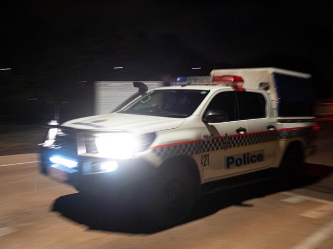 Emergency service vehicles arrive at Darwin Correctional Precinct after a prisoners have been reported on the roof of Darwin jail after Ômass breakoutÕ Picture: Che Chorley