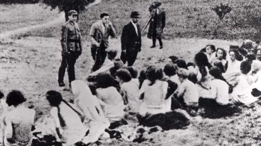 Jews wait to be murdered at Babi Yar.