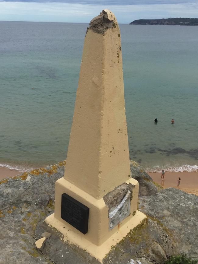 The North Curl Curl Beach Obelisk on the Bicentenial track was erected in 1917 and is inscribed with the names of 10 Australian soldiers. Picture: Jason Martin