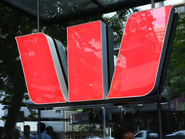 04/11/2022. WESTPAC. Business stock logo pictures. Sydney CBD. Britta Campion / The Australian