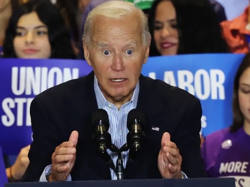 US President Joe Biden has gone on a long-winded diatribe about a strange piece of his family history in bizarre scenes.