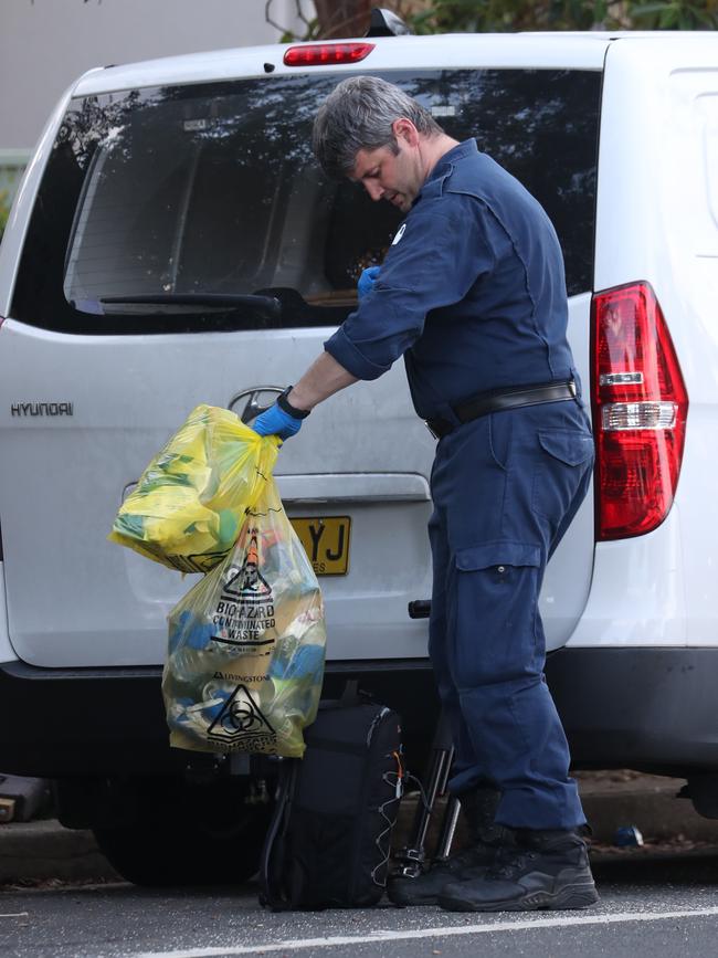 unit where the woman’s body was discovered. Pictures: John Grainger