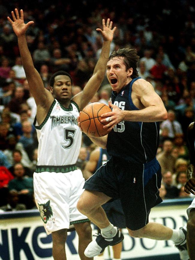 Hurley would go on to famously develop a fascination with cricketers, but it was basketballer Steve Nash who was her first dip in the sports waters. Nash was playing for the Dallas Mavericks and his agent confirmed he hooked up with Hurley while she was filming a movie in Texas. Picture: AFP