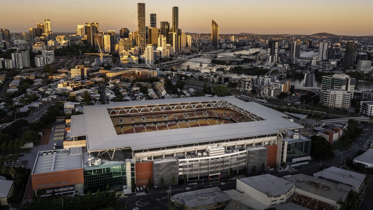 Suncorp Stadium is a ‘real chance’ for Olympic swimming, according to a venues expert.