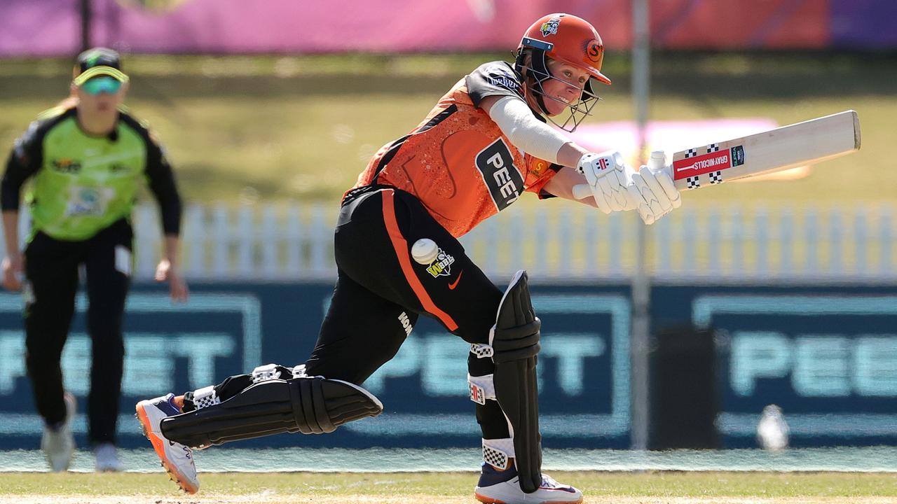 Beth Mooney of the Scorchers. Photo by Kelly Defina/Getty Images