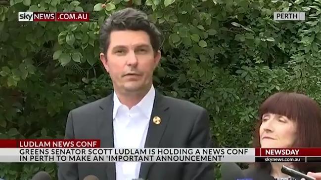 Senator Scott Ludlam announces his resignation from The Greens