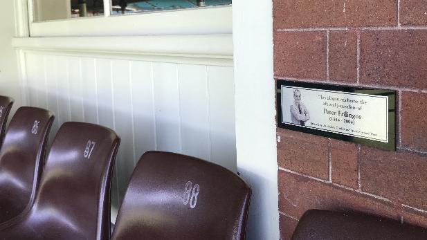 The plaque to remember Peter “Chippy” Frilingos now at the SCG.