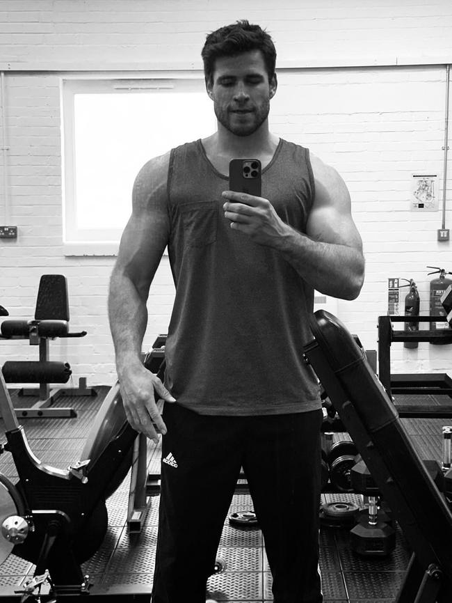 Liam Hemsworth shares a gym selfie with the hashtag #legday to promote his new film. His ex-wife’s younger sister, singer Noah Cyrus, liked the picture. Picture: Instagram