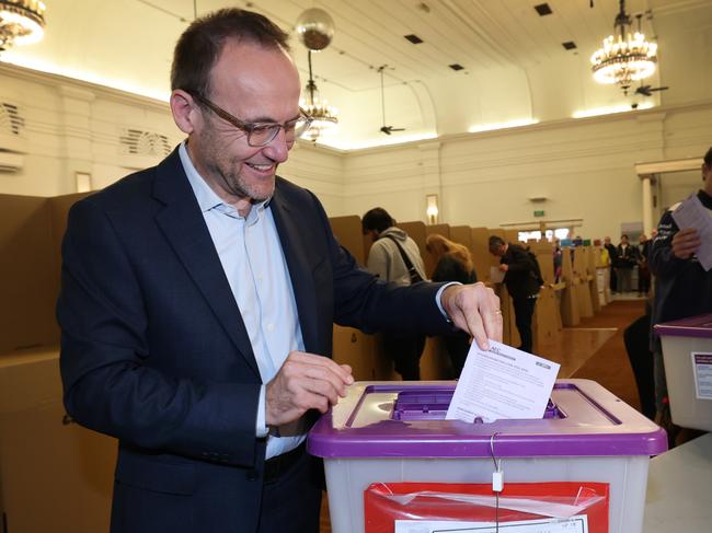 MELBOURNE, AUSTRALIA- NewsWire Photos- MAY 2, 2025 Greens Leader Adam Bandt casting his vote at the Panacadian Association building Nth Melbourne. Picture: David Caird/ NewsWire