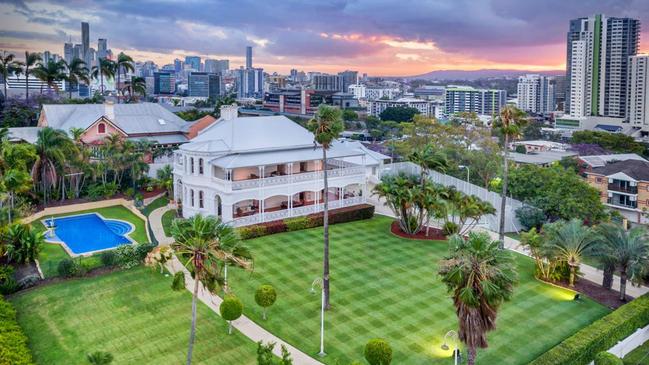 Cintra House is one of Brisbane's oldest and most prominent hilltop residences.