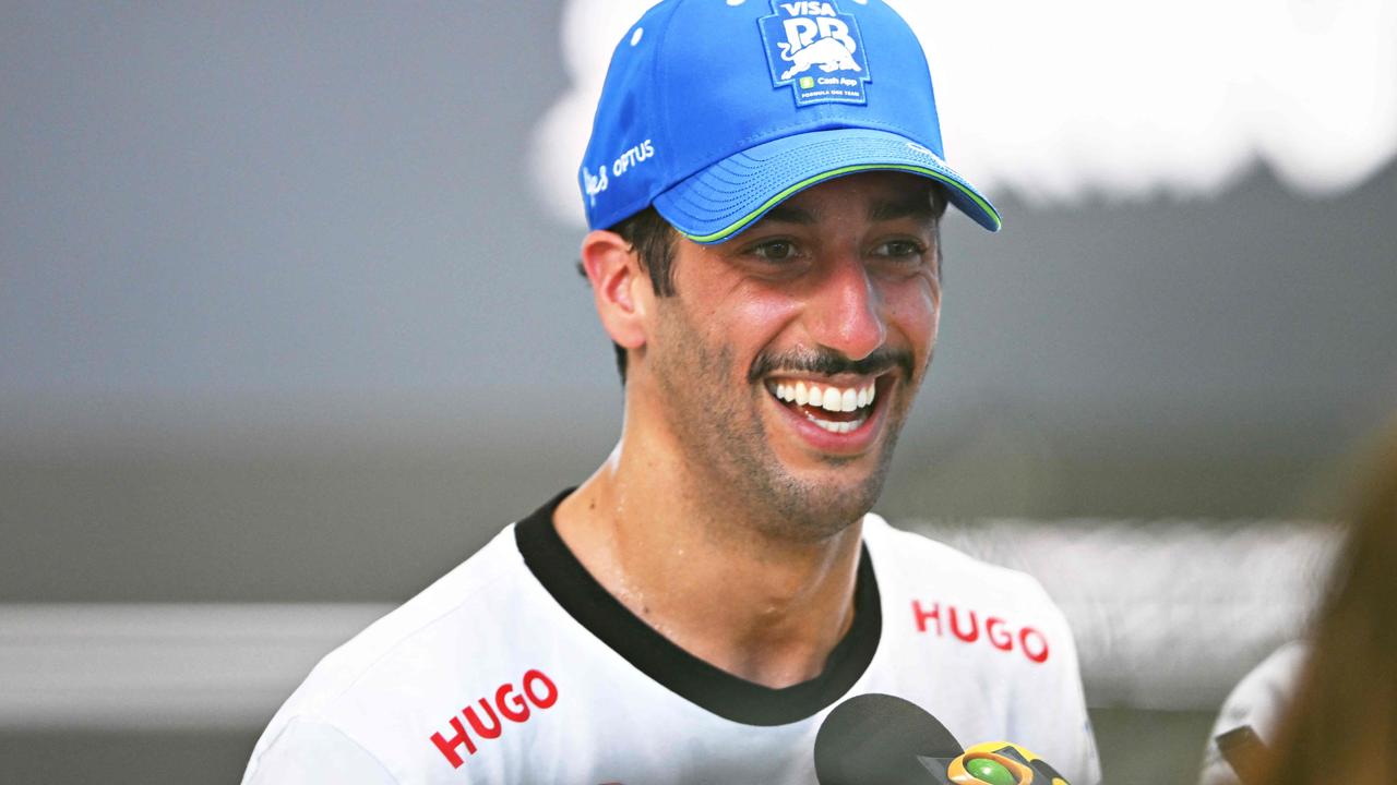 Daniel Ricciardo was all smiles. Photo by Rudy Carezzevoli / GETTY IMAGES.