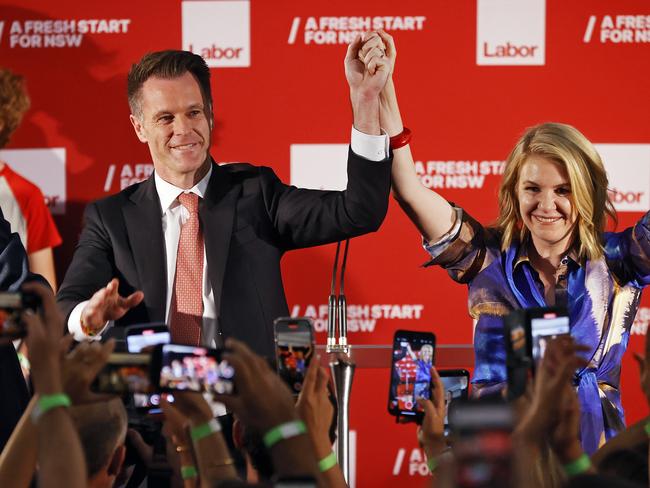 WEEKEND TELEGRAPHS - 25/3/23CHECK WITH PIC EDITOR BEFORE PUBLISHING - Labor leader Chris Minns holds his election reception at the Novotel in Brighton Le Sands after polling booths close in the 2023 NSW state election. Chris Minns with his wife Anna Minns on right.  Picture: Sam Ruttyn