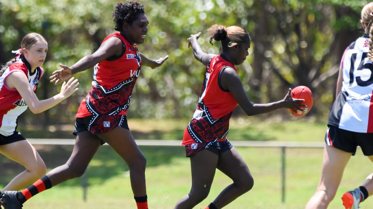 Shanie Lami Lami of Tiwi Bombers is the Round 2 Rising Star nominee of the 2023-24 NTFL season. Picture: Celina Whan / AFLNT Media