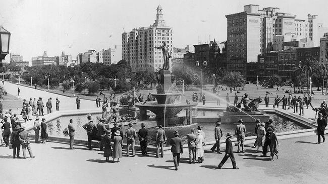 Archibald Fountain in Hyde Park circa 1930s. Picture: City of Sydney