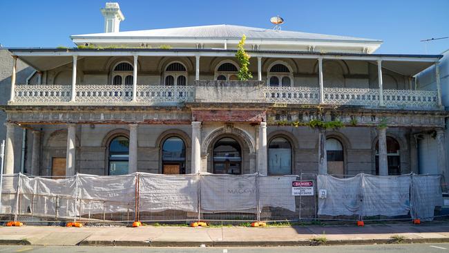 ‘Fantastic’: Hope rekindled for derelict old Commonwealth Bank