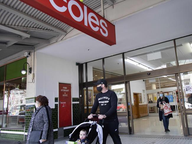 MELBOURNE, AUSTRALIA - NewsWire Photos AUGUST  31 2020: Customers at Coles in South Melbourne on Monday. Coles and Woolworths stores on virus alert after four supermarkets have been deep cleaned after three workers and a customer tested positive to coronavirus in Melbourne.Picture: NCA NewsWire / David Geraghty