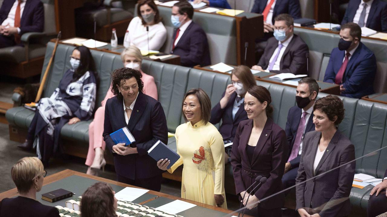 Dr Ryan (far left) being sworn in alongside fellow teal independents. Picture: NCA NewsWire / Gary Ramage