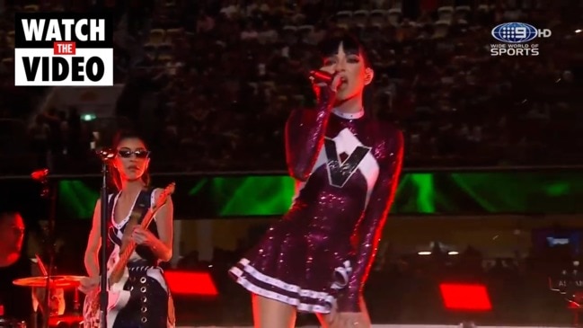 The Veronicas perform at the State of Origin Game I (WWOS)