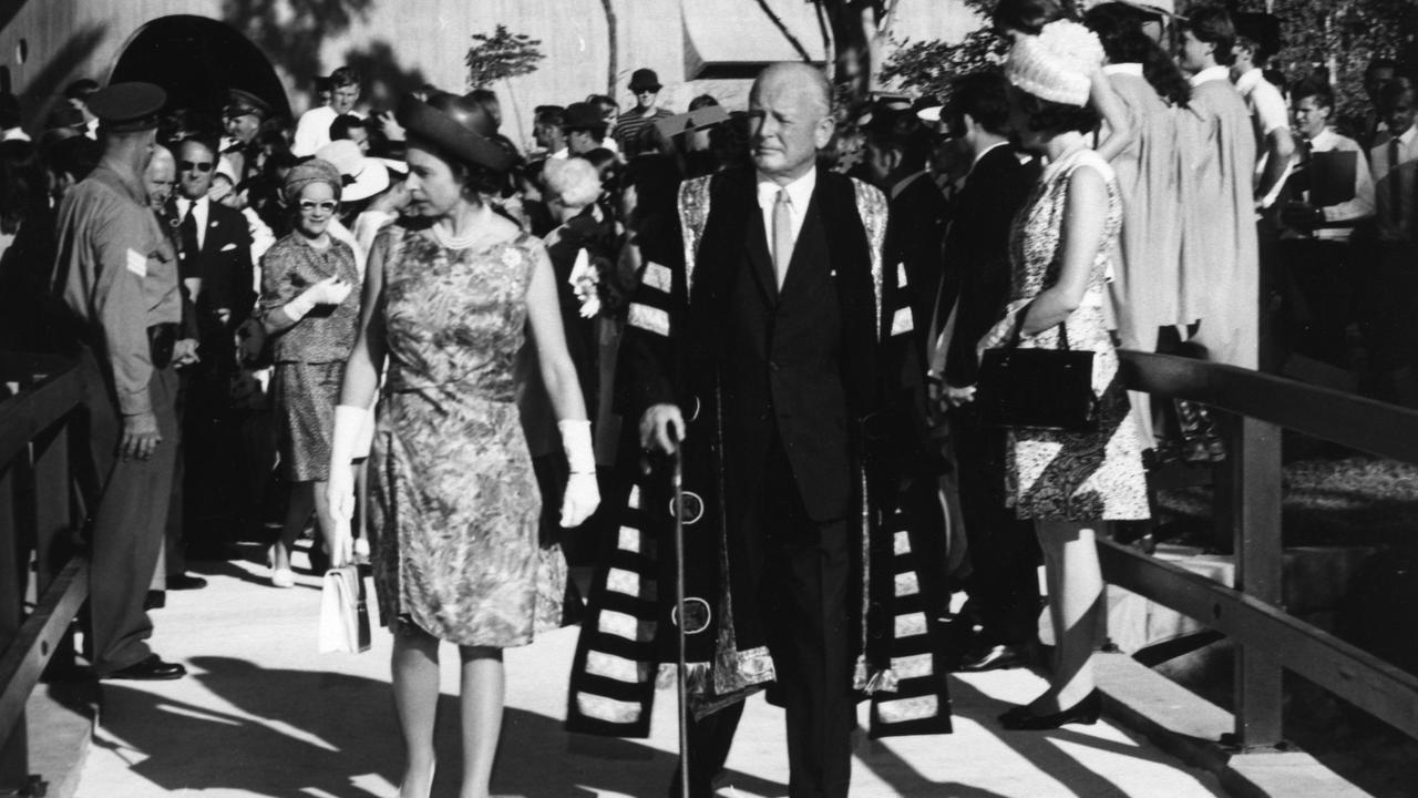 Queen Elizabeth II, with Sir Alan Mansfield, Chancellor of the University of Queensland, at James Cook University, April 1970. Source: Townsville City Libraries