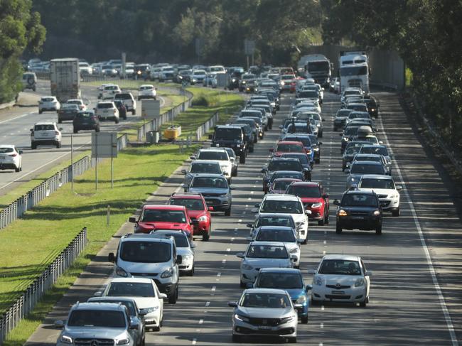 Easter traffic has been bumper-to-bumper heading north on the M1 at Mount Ku-ring-gai. Picture: Tim Hunter