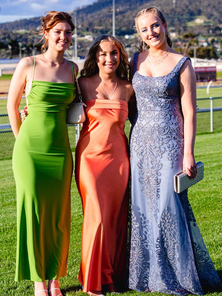 Guilford Young College leavers dinner 2022: Elwick Racecourse ...