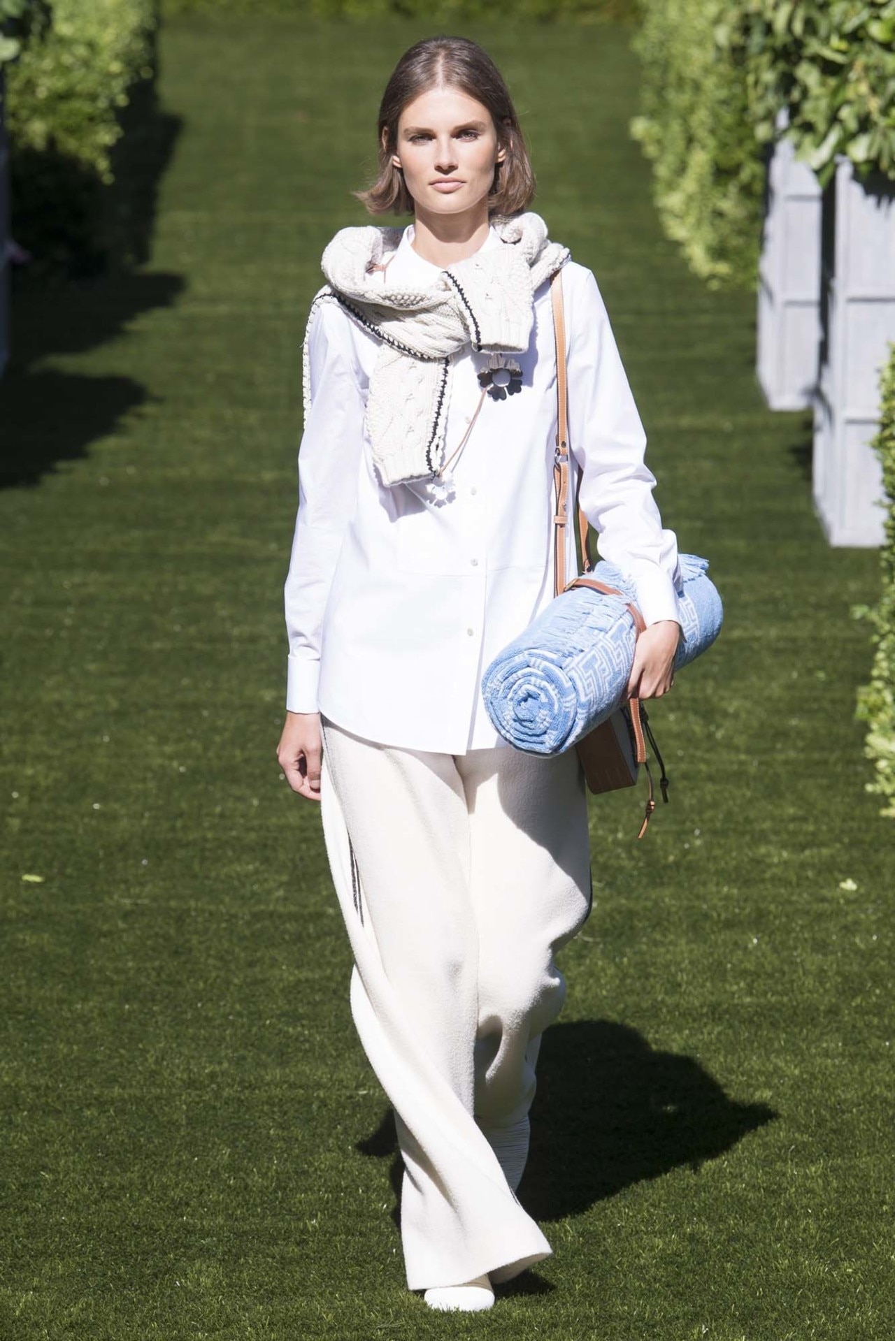 Tory Burch ready-to-wear spring/summer '18 - Vogue Australia