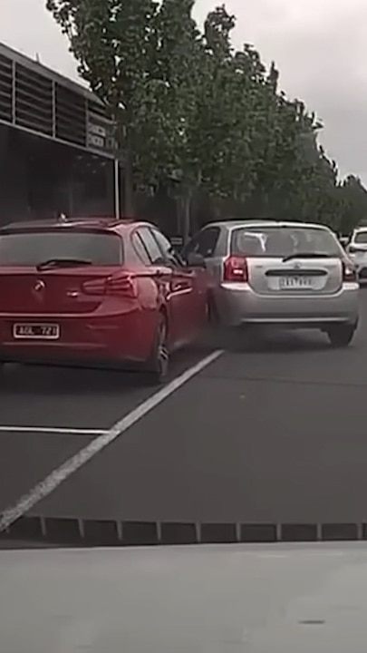 Parking hit run shocks dashcam driver