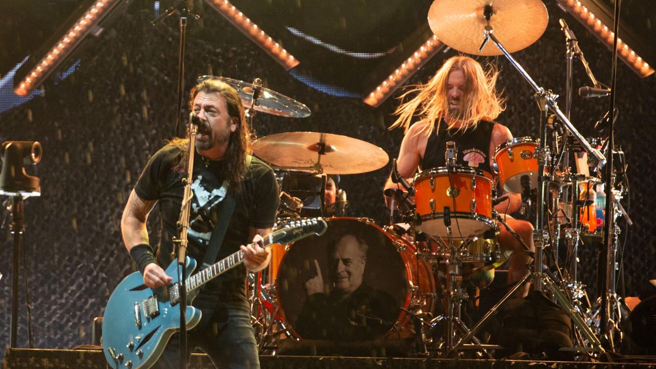 American rock band Foo Fighters performing at GMHBA Stadium (aka Kardinia Park) in Geelong on Friday, March 4 2022. L-R: Dave Grohl, Taylor Hawkins. Picture: Brett Schewitz / Frontier Touring